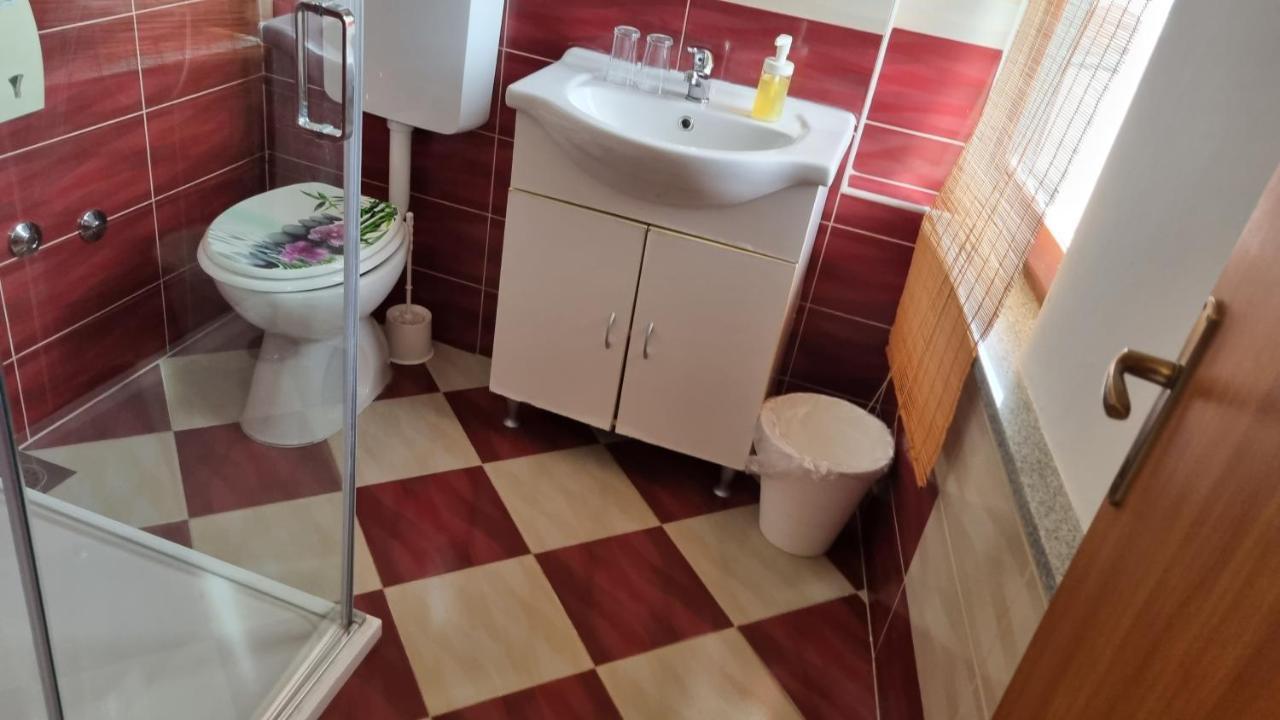 Laura Rooms Medulin Eksteriør billede